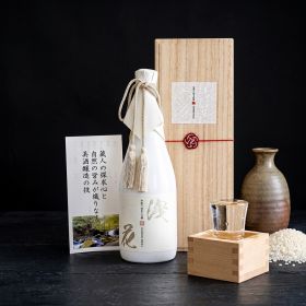Chikumanis Senroku Rikka sake