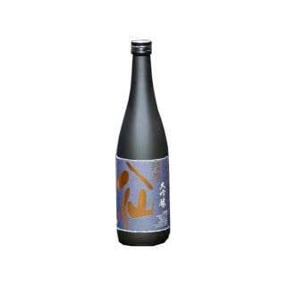 Hachinohe Brewery Matsu Hassen Daiginjo sake